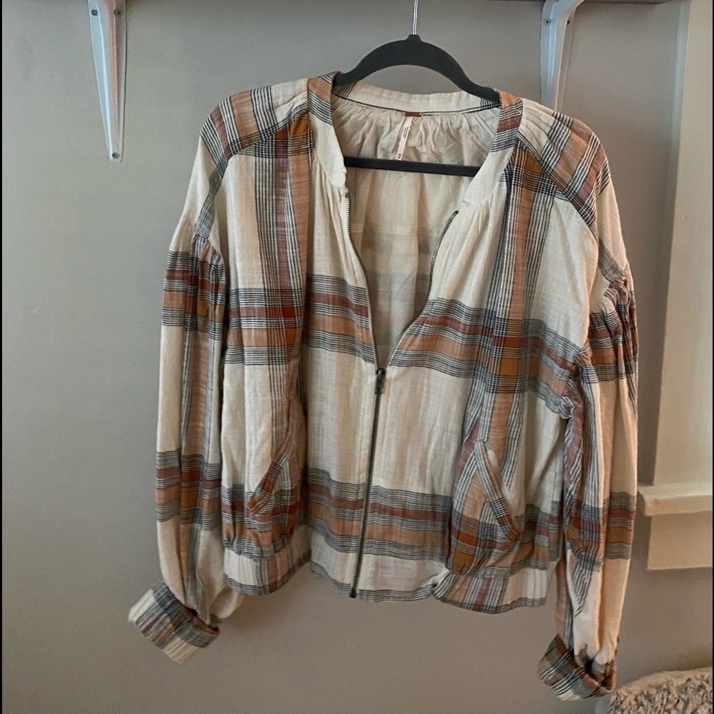 Free People women’s plaid bomber jacket. Never worn.